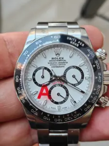 VSF Panda Daytona 116500 white dial black sub-dials front view