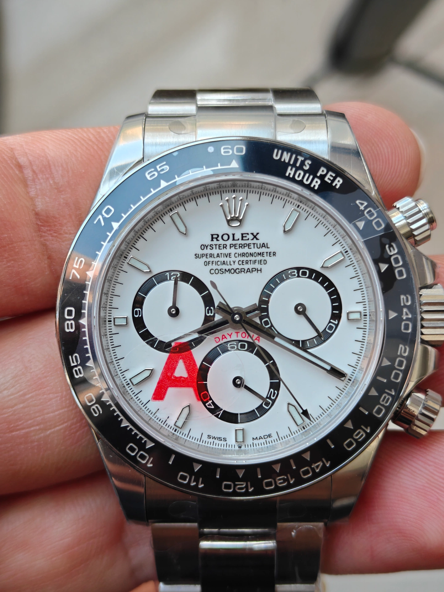 VSF Panda Daytona 116500 cadran blanc compteurs noirs vue de face