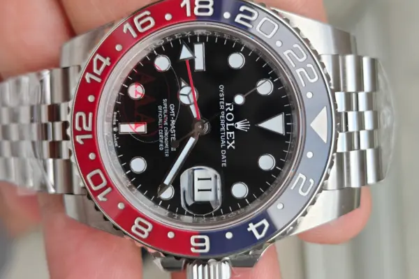 VSF Pepsi GMT-Master II 126710 BLRO dial front with red-blue ceramic bezel and black dial
