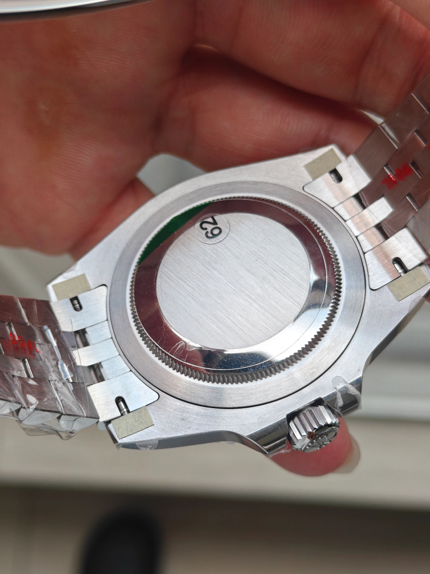 VSF Pepsi GMT-Master II solid caseback with fluted edges