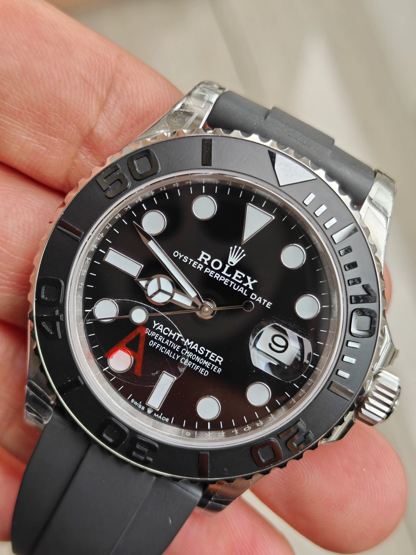VSF White Gold Yacht-Master 42 weighted version held in hand date window red A sticker