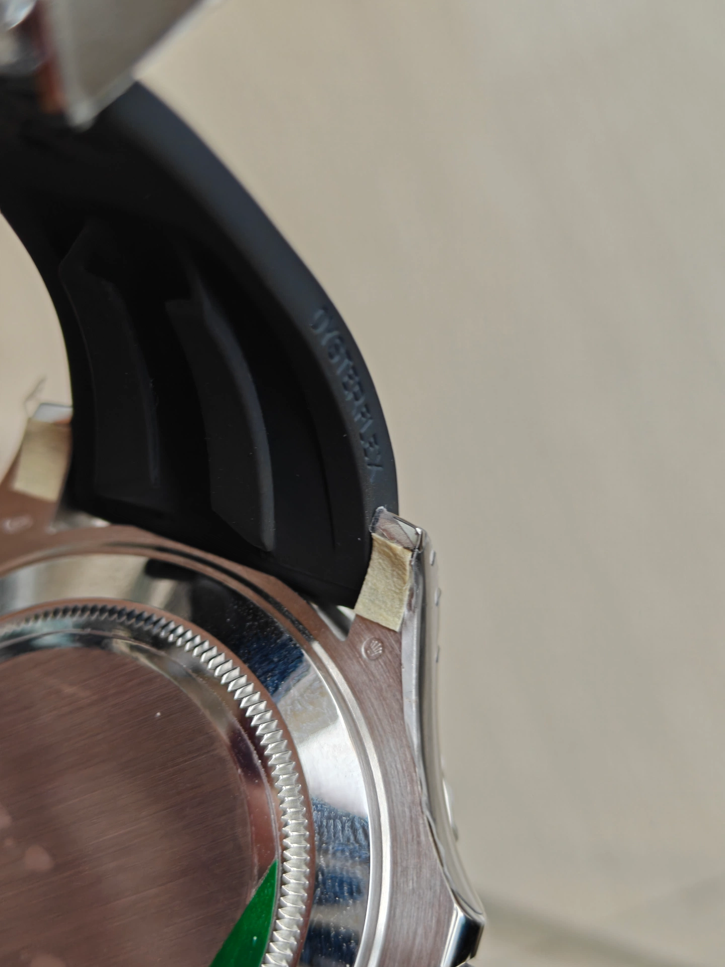 VSF White Gold Yacht-Master 42 caseback and rubber strap connection OYSTERFLEX