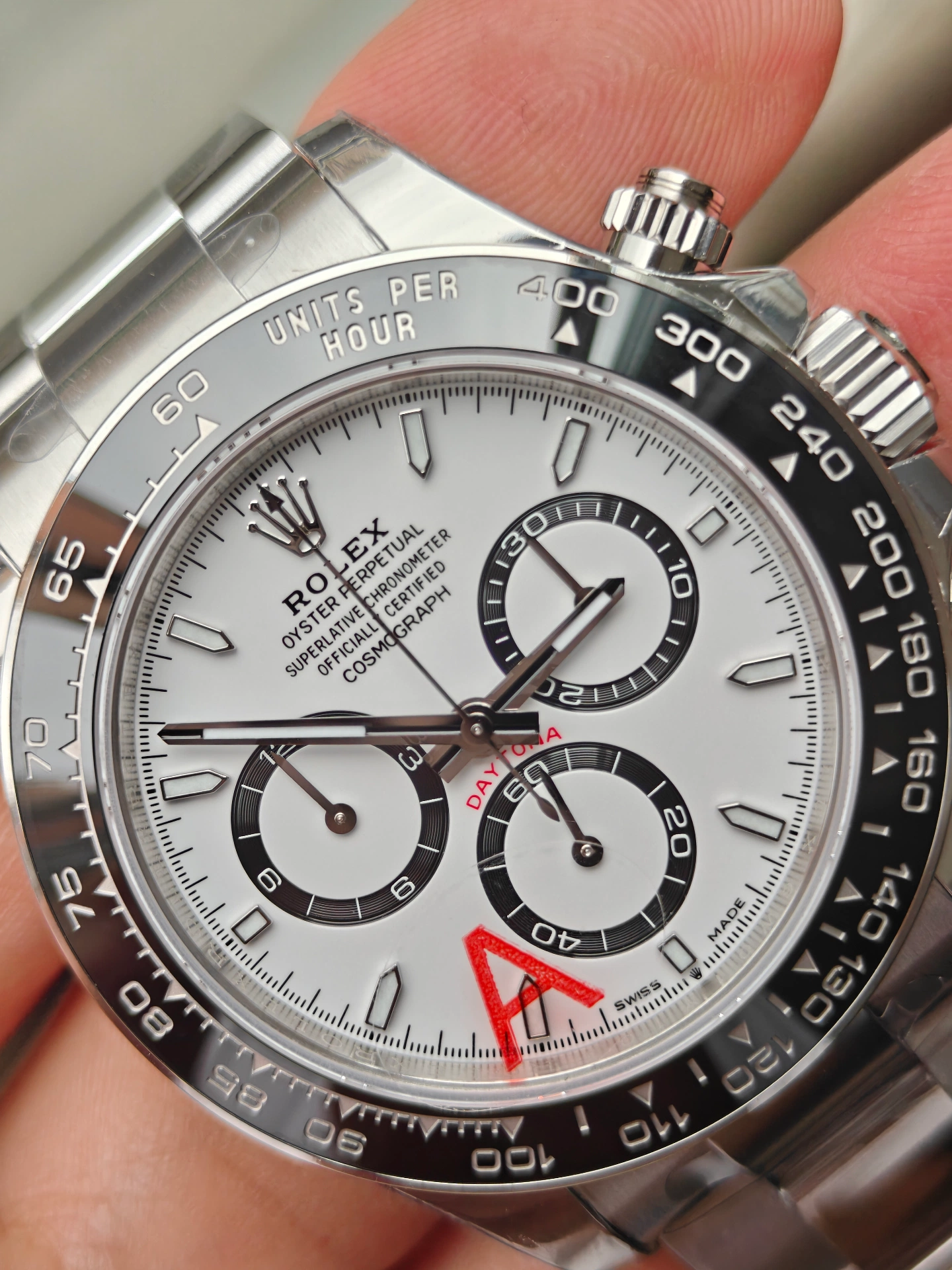 VSF V3 Panda Daytona 126500LN chronograph sub-dials closeup 30-minute counter with 6 oclock coronet and SWISS MADE