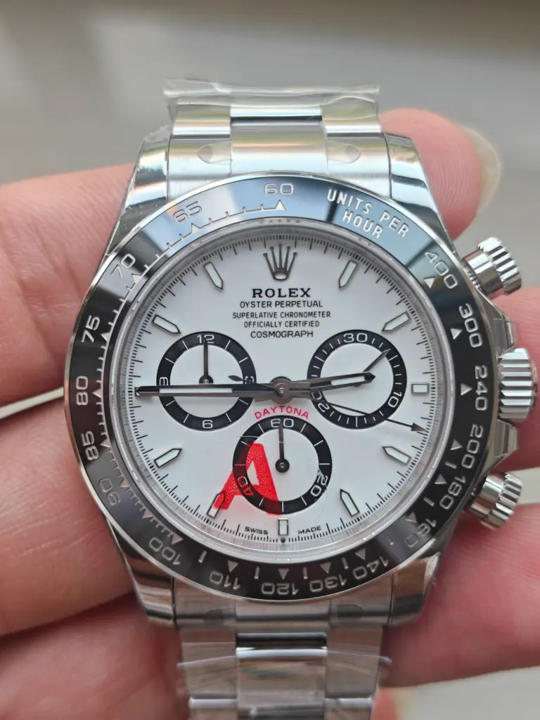 VSF V3 Panda Daytona 126500LN front dial close-up, white panda dial with black ceramic tachymeter bezel