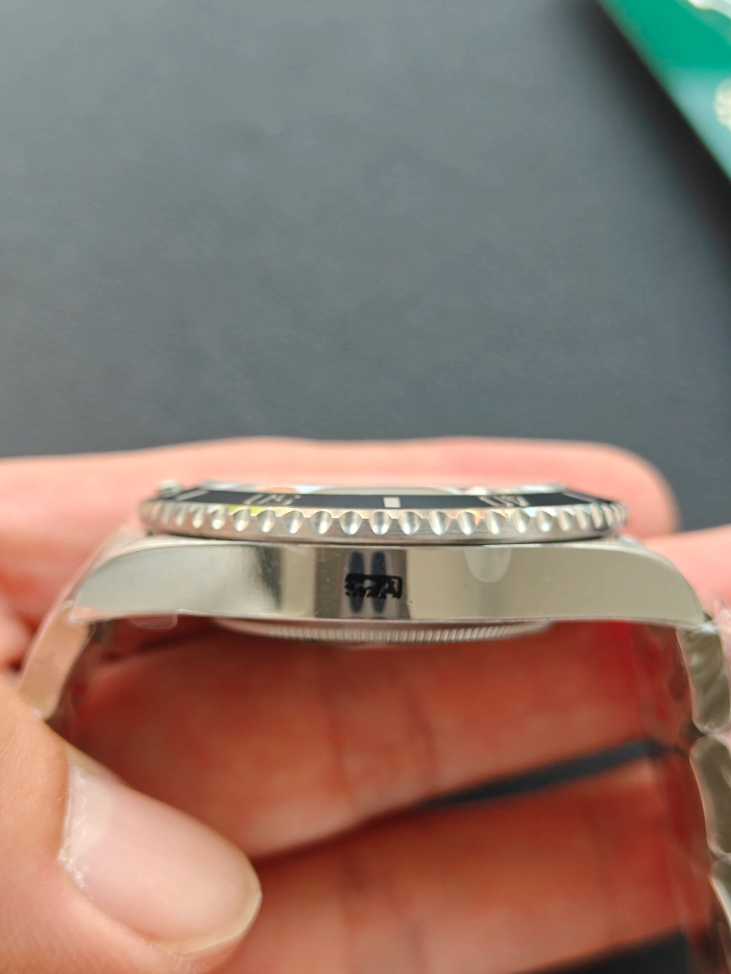 VSF Submariner gravure latérale boîtier détails, code préfixe 6X, acier 904L