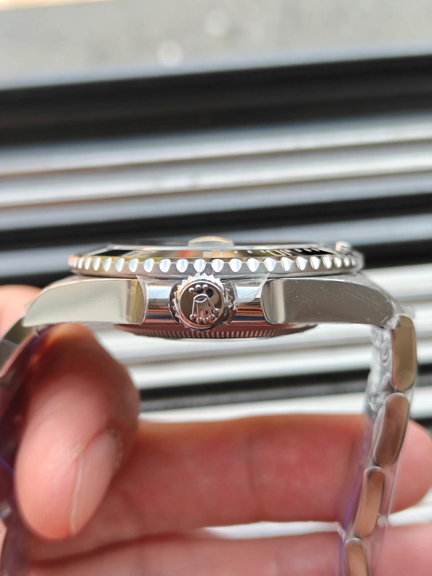 VSF Submariner Date Krone Seite kleines Kronenlogo