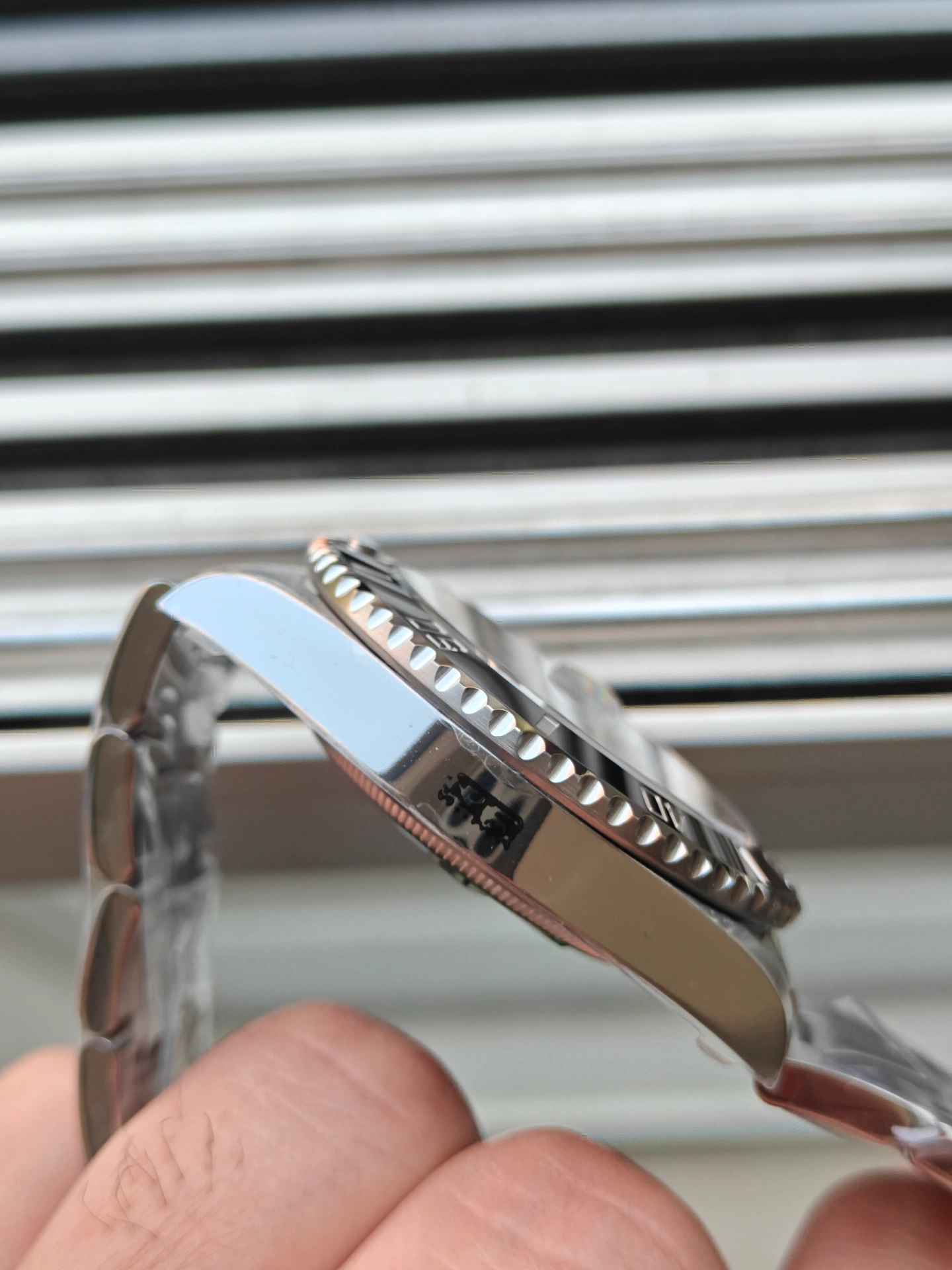 lug-chamfer-detail